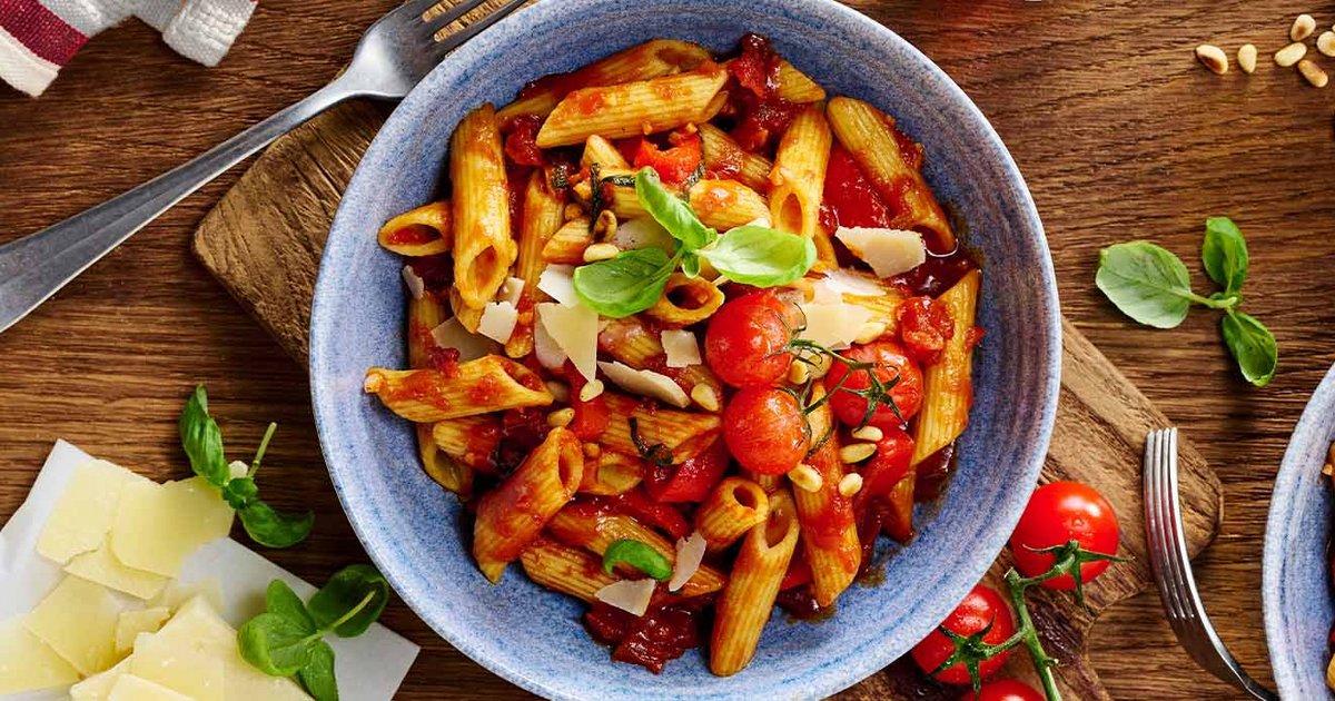 Penne Arrabbiata mit scharfer Tomatensauce | Rezept | Kikkoman