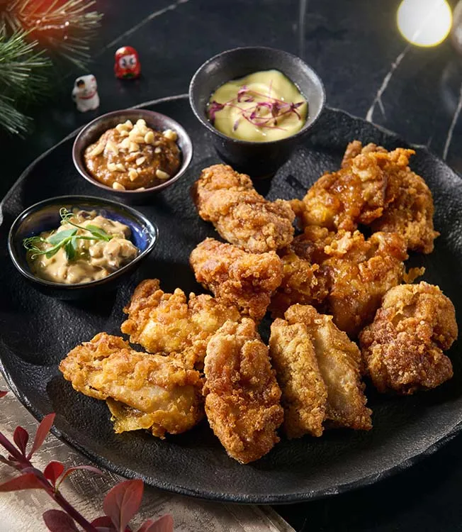 Hähnchen mit Wasabi-, Pilz- und Erdnuss-Dip