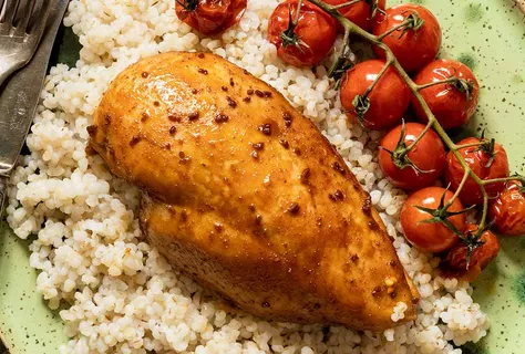 Teriyaki-Paprika-Hähnchenbrust mit Kirschtomaten