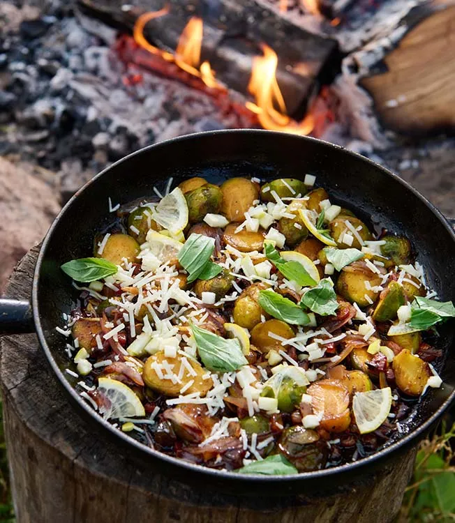 Gebratener Rosenkohl mit Guanciale und Zitrone