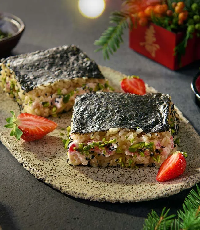 Onigirazu-Wrap mit Erdbeer-Mascarpone