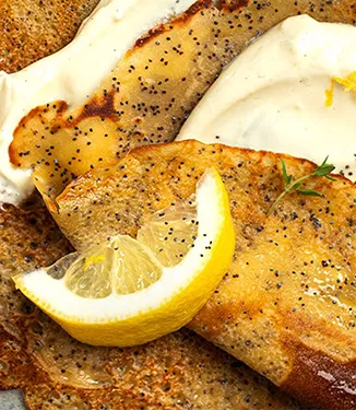 Erfrischende Zitronen-Mohn-Crêpes mit Thymian