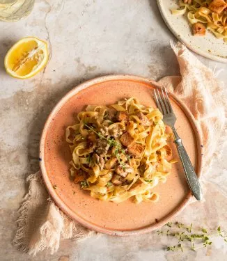 Cremige Zitronen- und Forellen-Pasta