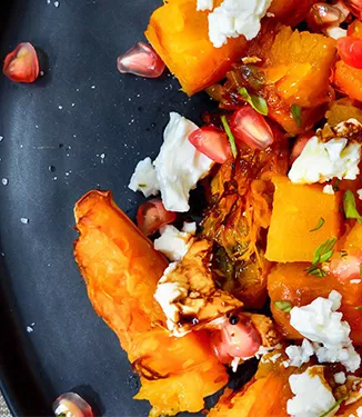 Kürbissalat mit Granatapfel und Feta