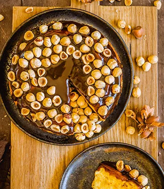 Kürbis-Käsekuchen mit feinem Karamell-Nuss-Crunch