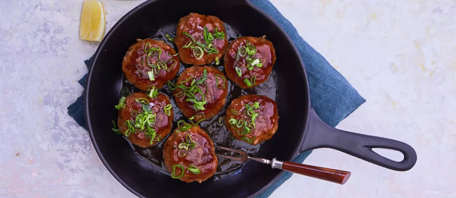 Japanische Fleischbällchen mit Ponzu