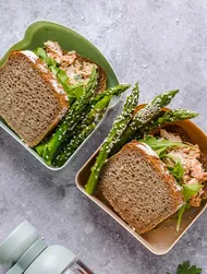 Sandwiches mit Lachspaste