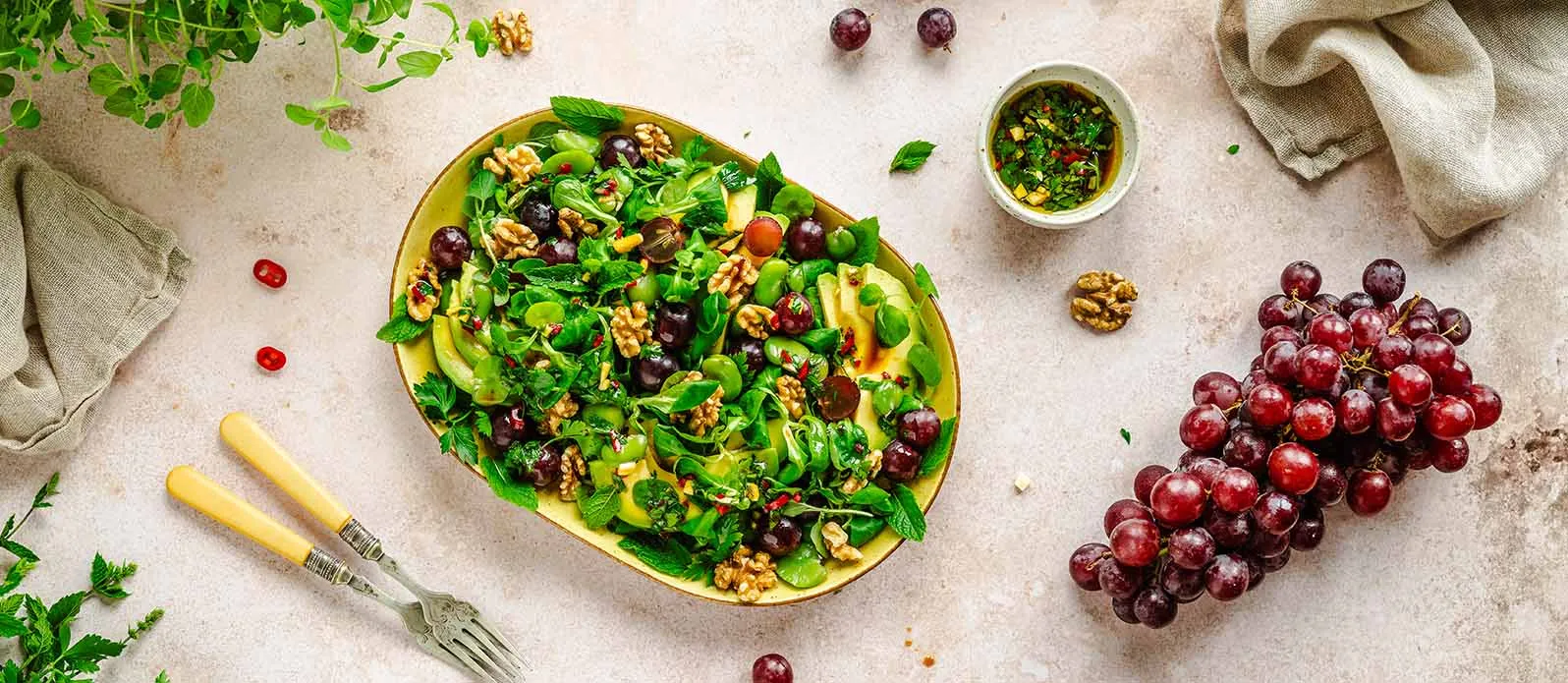 Avocado-Bohnen-Salat mit Trauben