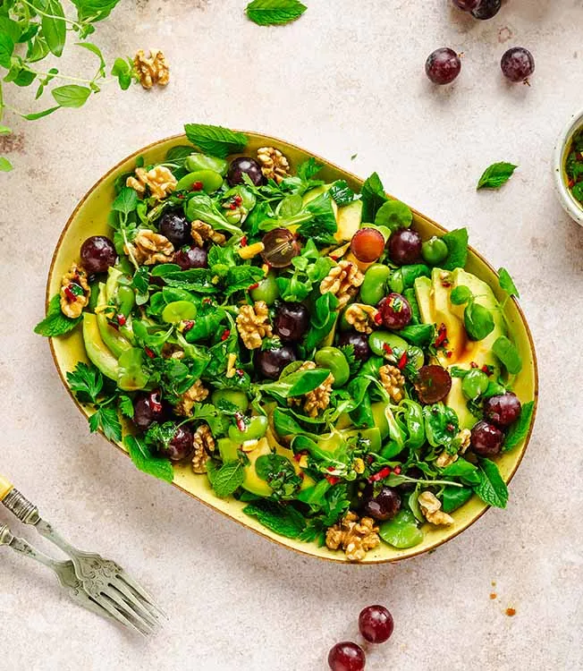 Avocado-Bohnen-Salat mit Trauben