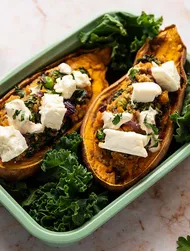 Süßkartoffeln mit Quinoa-Füllung