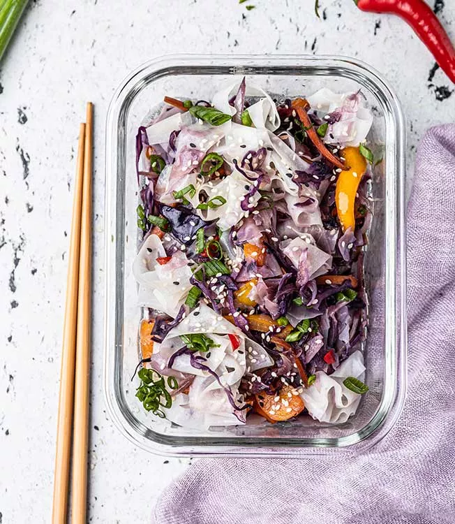 Wok-Gemüse mit Reispapiernudeln