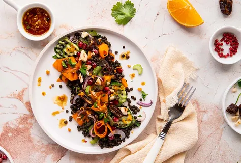 Linsensalat mit Datteln & Zitrusdressing