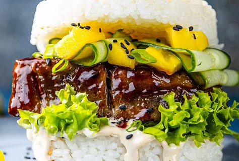 Reis-Burger mit würzigem Thunfisch