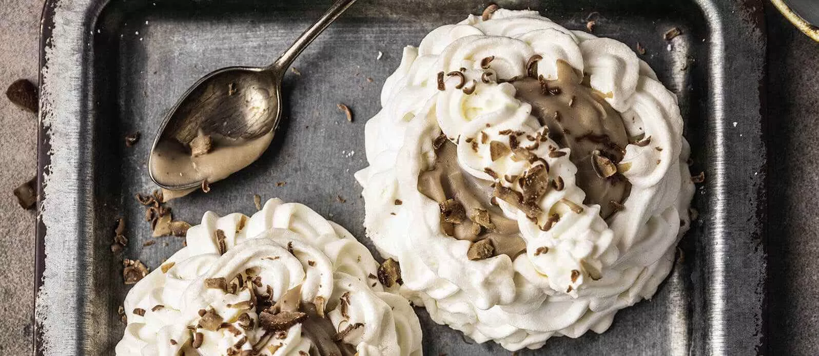 Luftig-leichte Baisers mit Maronen-Creme
