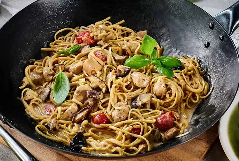 Teriyaki-Hähnchen-Pasta „Alfredo“