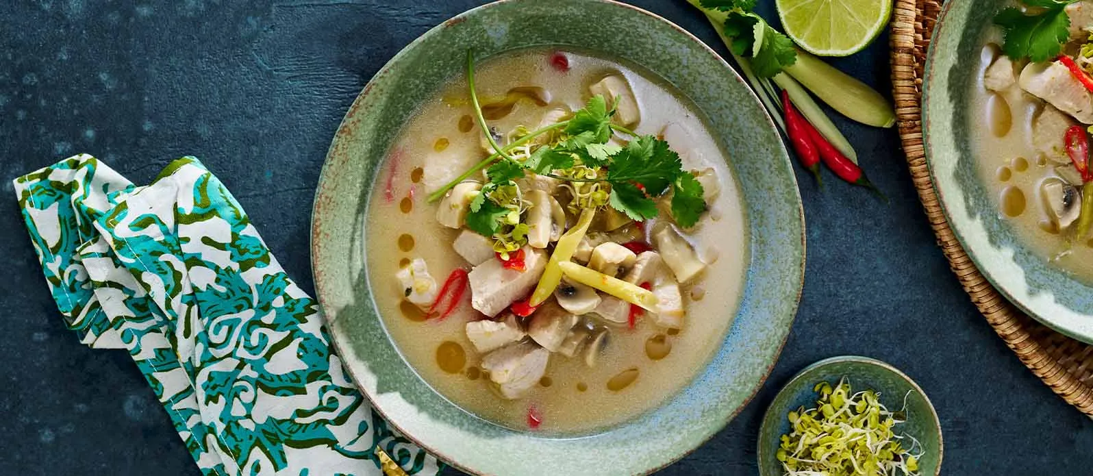 Tom Kha Gai mit Hähnchenfleisch