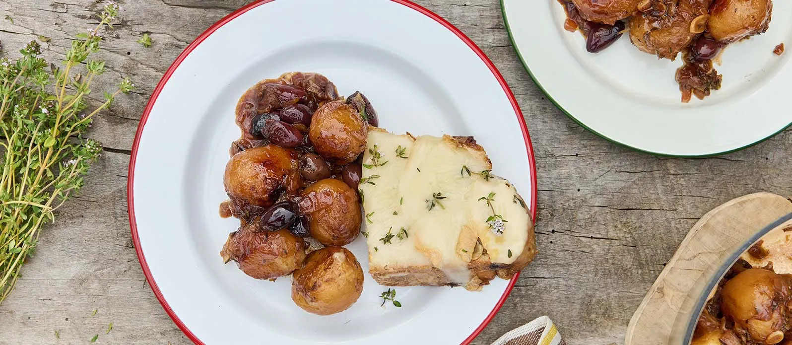 Kartoffel-Kalamata-Eintopf mit Raclette-Käse