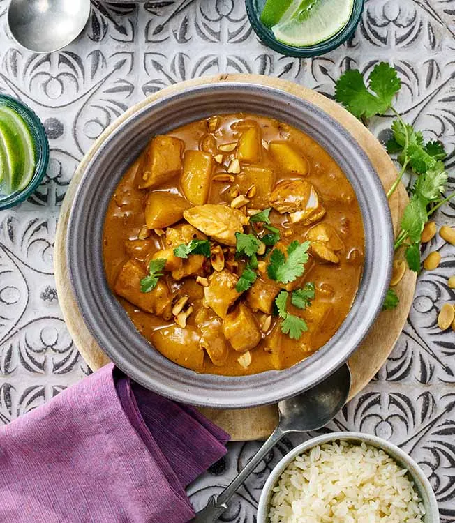 Massaman-Curry mit Hähnchen und Ponzu