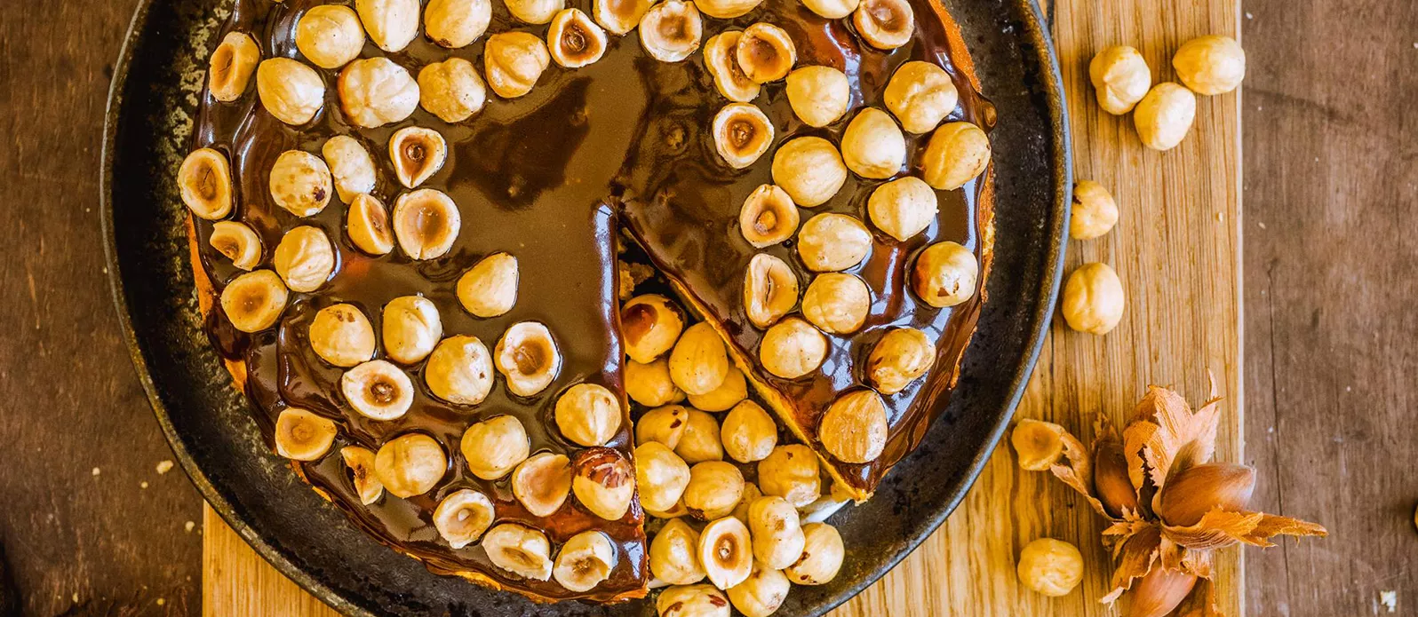 Kürbis-Käsekuchen mit feinem Karamell-Nuss-Crunch