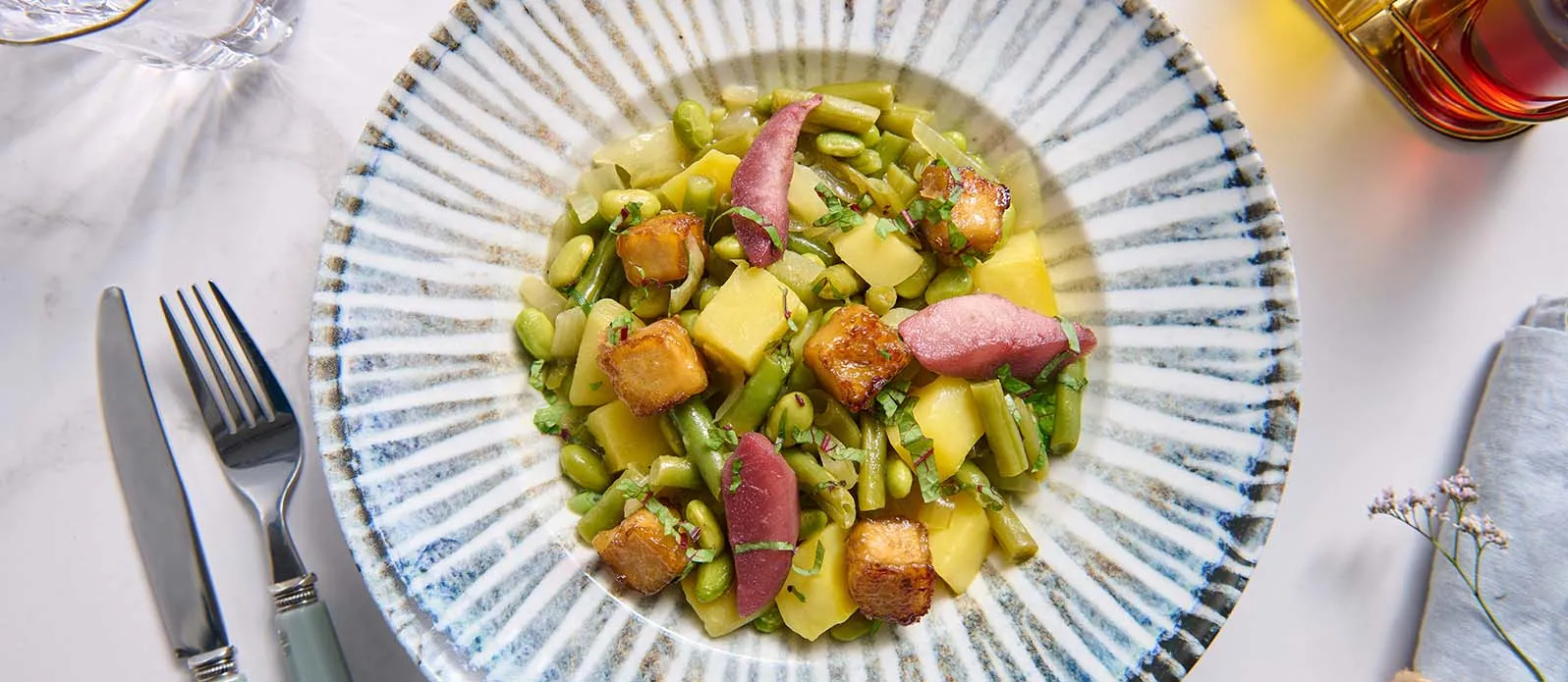 Birnensalat mit grünen Bohnen und Tofu | Kikkoman Birnensalat mit grünen Bohnen und Tofu | Kikkoman