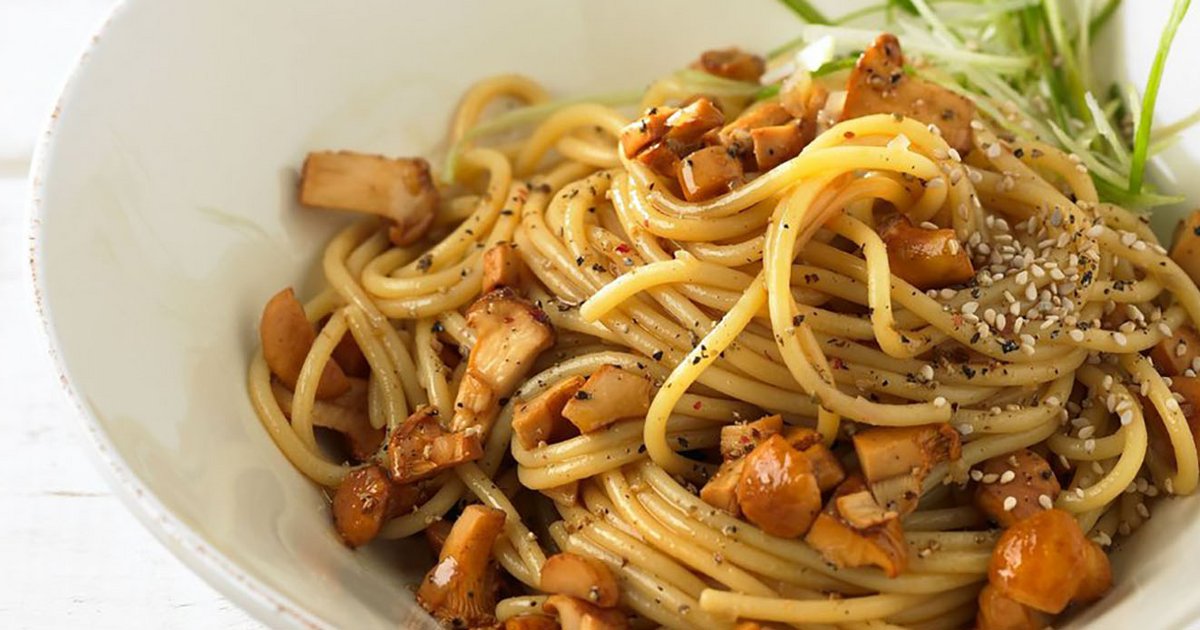 Gebratene Pfifferlinge mit Spaghetti | Kikkoman