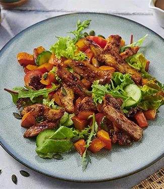 Warmer Hähnchen-Kürbissalat mit Mirin