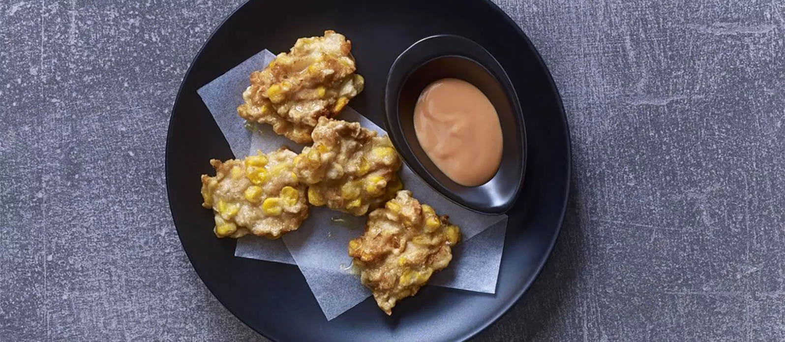 Tempura Cakes mit Thunfisch und Mais