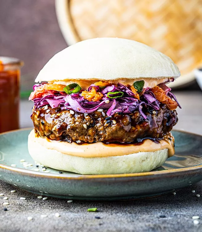 Koreanischer Kimchi-Bao-Burger